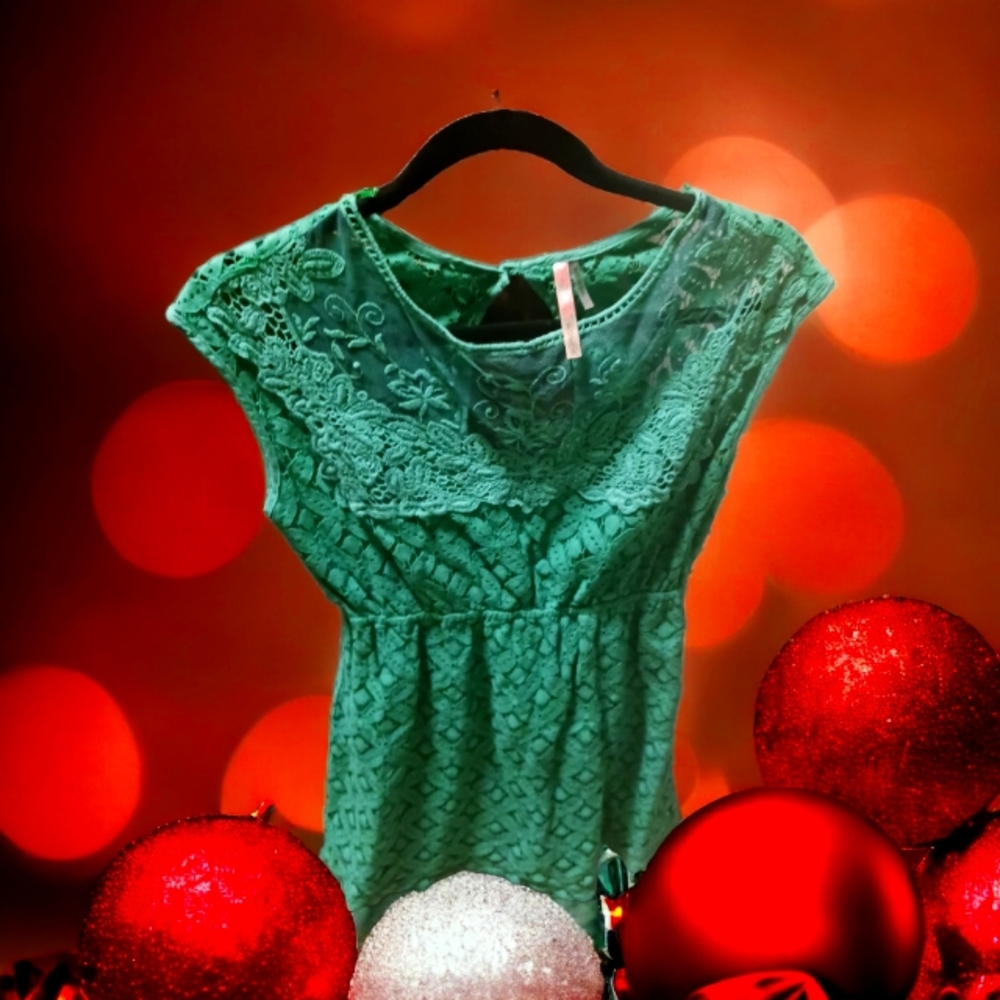 Beautiful bright green lace dress